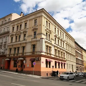 balkan.praguehotelsweb.com/